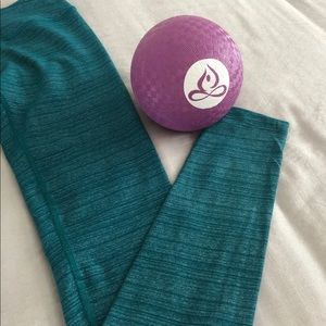 Beyond yoga teal leggings